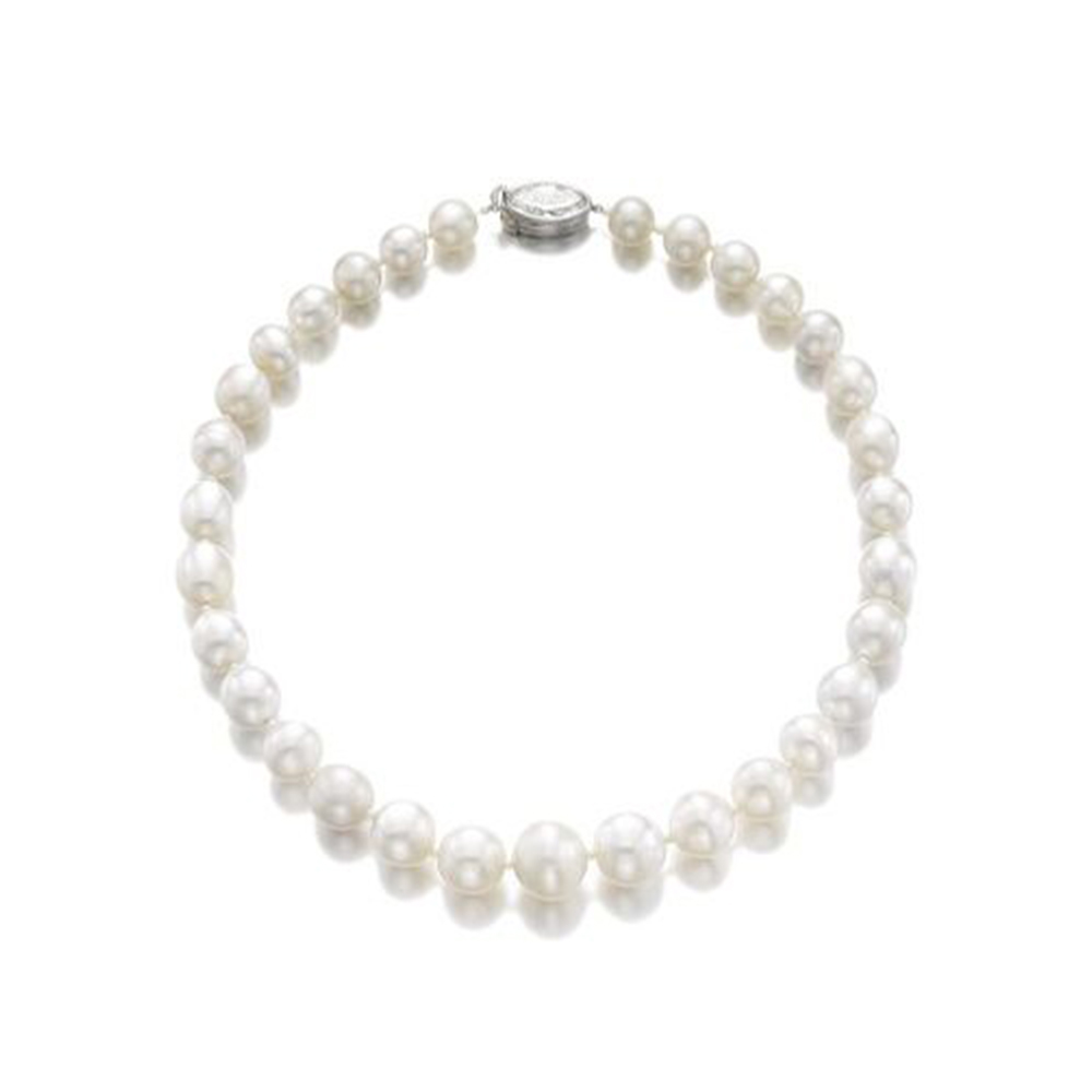 Simple Pearl Bracelet