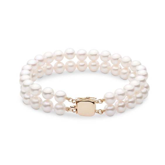 Elegant White Pearl Bracelet