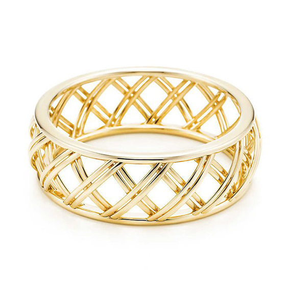 Elegant Gold Bangle