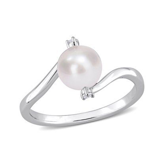 Shiny Silver Pearl Ring for Everyday Elegance