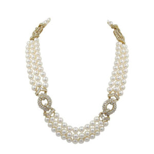 Elegant White Pearl Necklace
