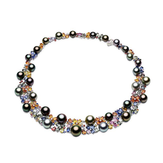 Elegant Black Pearl Necklace