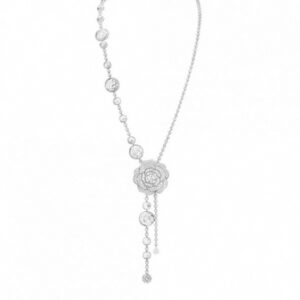 Rose Design Silver Chain Pendant